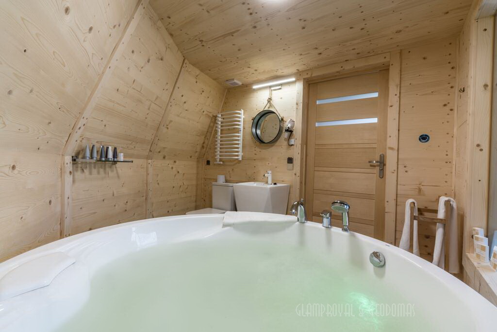 35m² x4set Glamp Royal Resort – Ø6,7m Domes | Zakopane, Poland