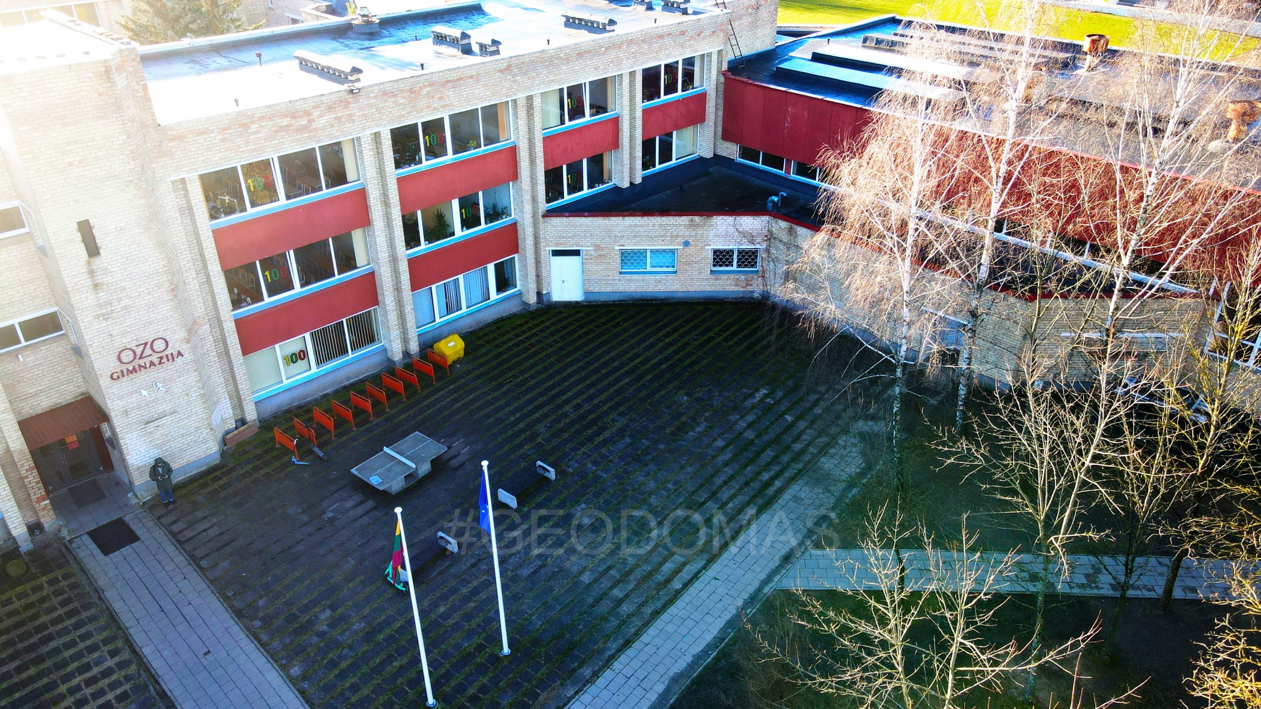 95m2 Lauko Sporto Klasė Ø11m | Vilniaus Ozo gimnazija